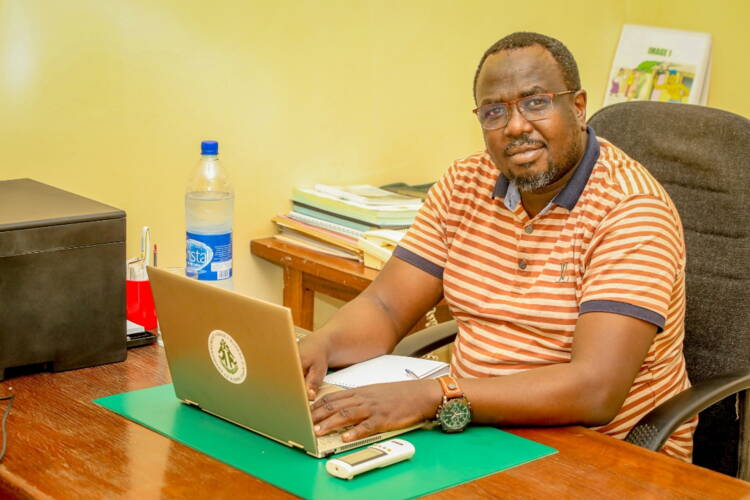 Ahmat Malick, Programmkoordinator BASE Ahmat Malick, Programmkoordinator BASE